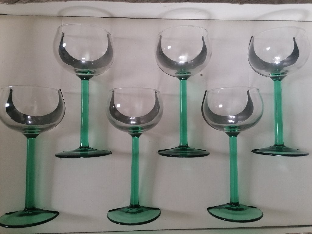 6 LUMINARC wijnglazen op groene voet, Ophalen of Verzenden
