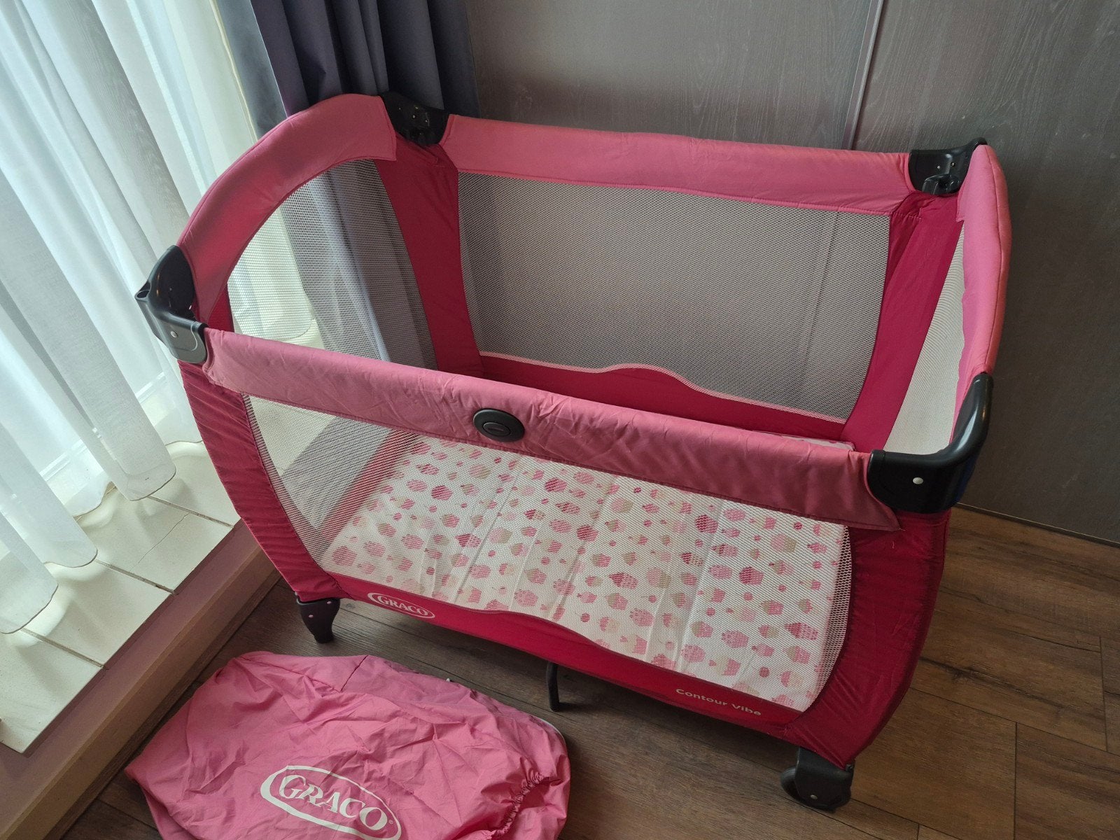 Camping bed box in 1 ! Is iets kleiner dan standaard maat, Ophalen