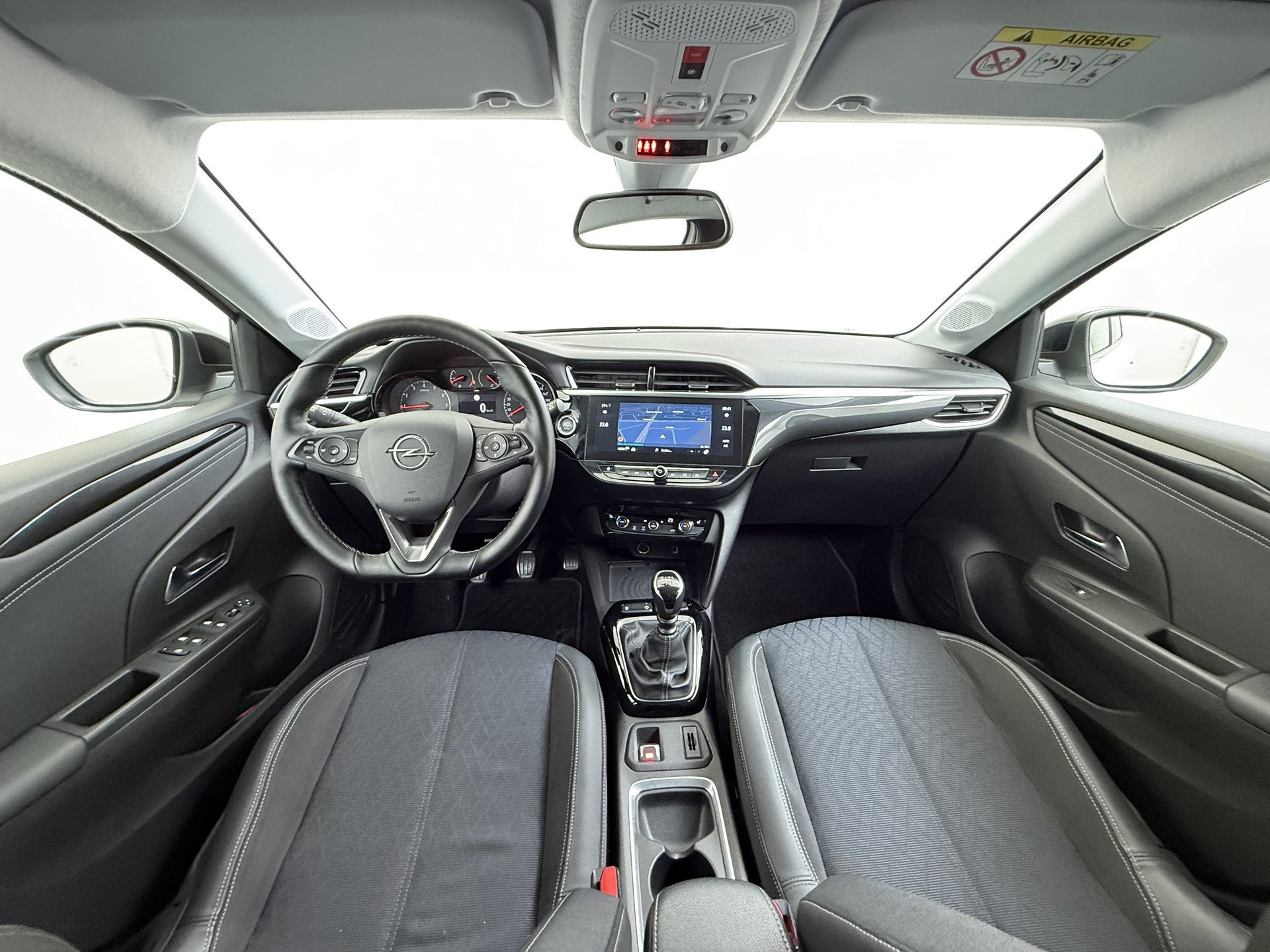 Opel Corsa 5Drs 101PK Camera Stoel+Stuurverwarming Navi Appl, Auto's, Voorwielaandrijving, 101 pk, Gebruikt, 580 kg