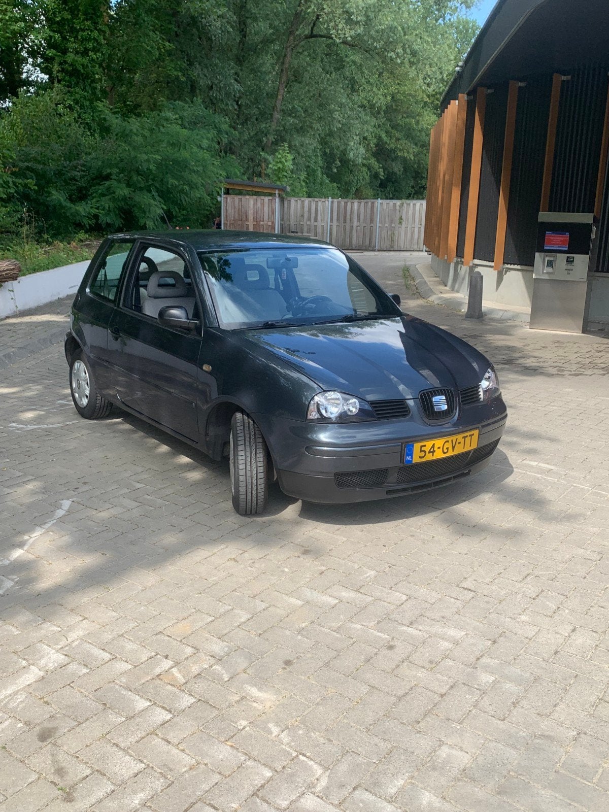 Seat Arosa 1.4 44KW AUT 2001 Blauw, Auto's, 31 €/maand, Origineel Nederlands, 904 kg, Grijs