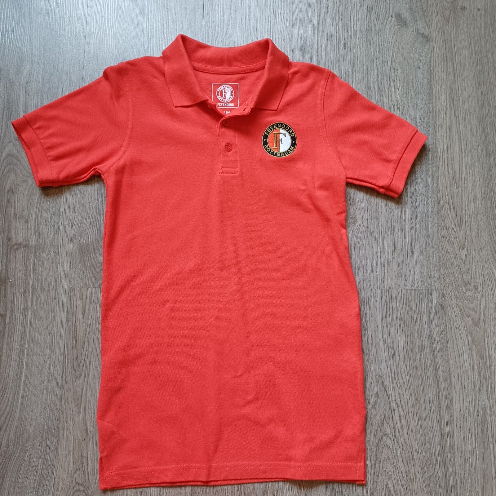 NIEUW Feyenoord kinderpoloshirt., Ophalen of Verzenden, Nieuw, Overige maten, Rood