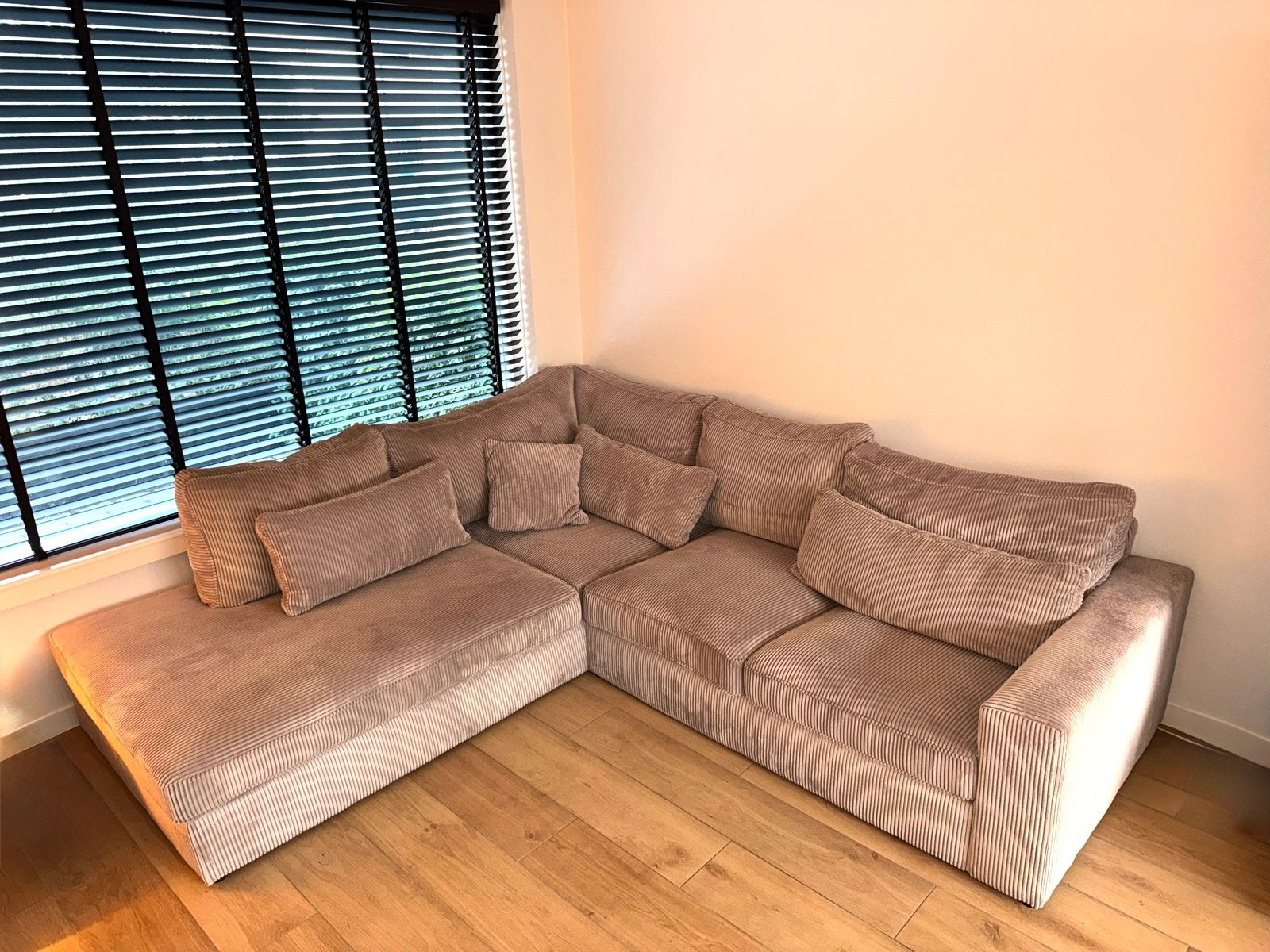 Comfortabele ribstof hoekbank, Ophalen, 250 tot 300 cm, 100 tot 125 cm, Hoekbank