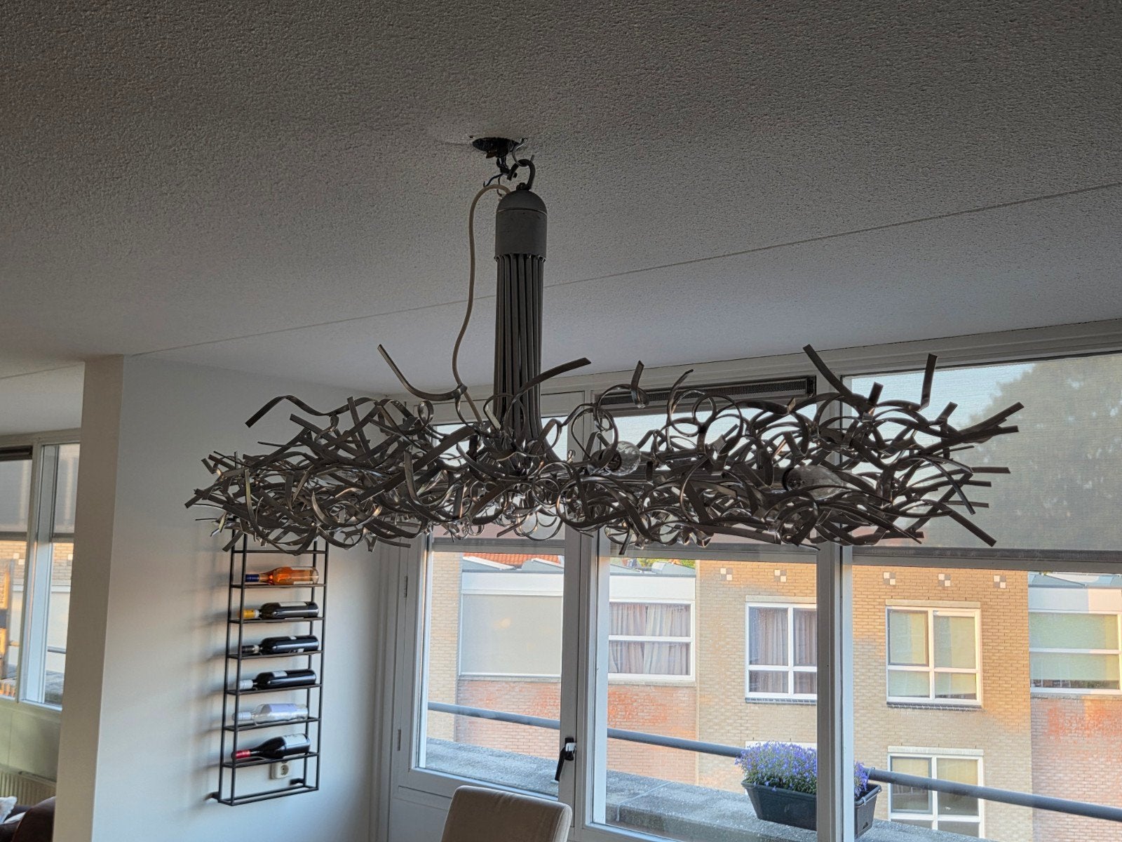Kroonluchter zilvergrijs in goede staat, Huis en Inrichting, Lampen | Kroonluchters, Ophalen, Gebruikt