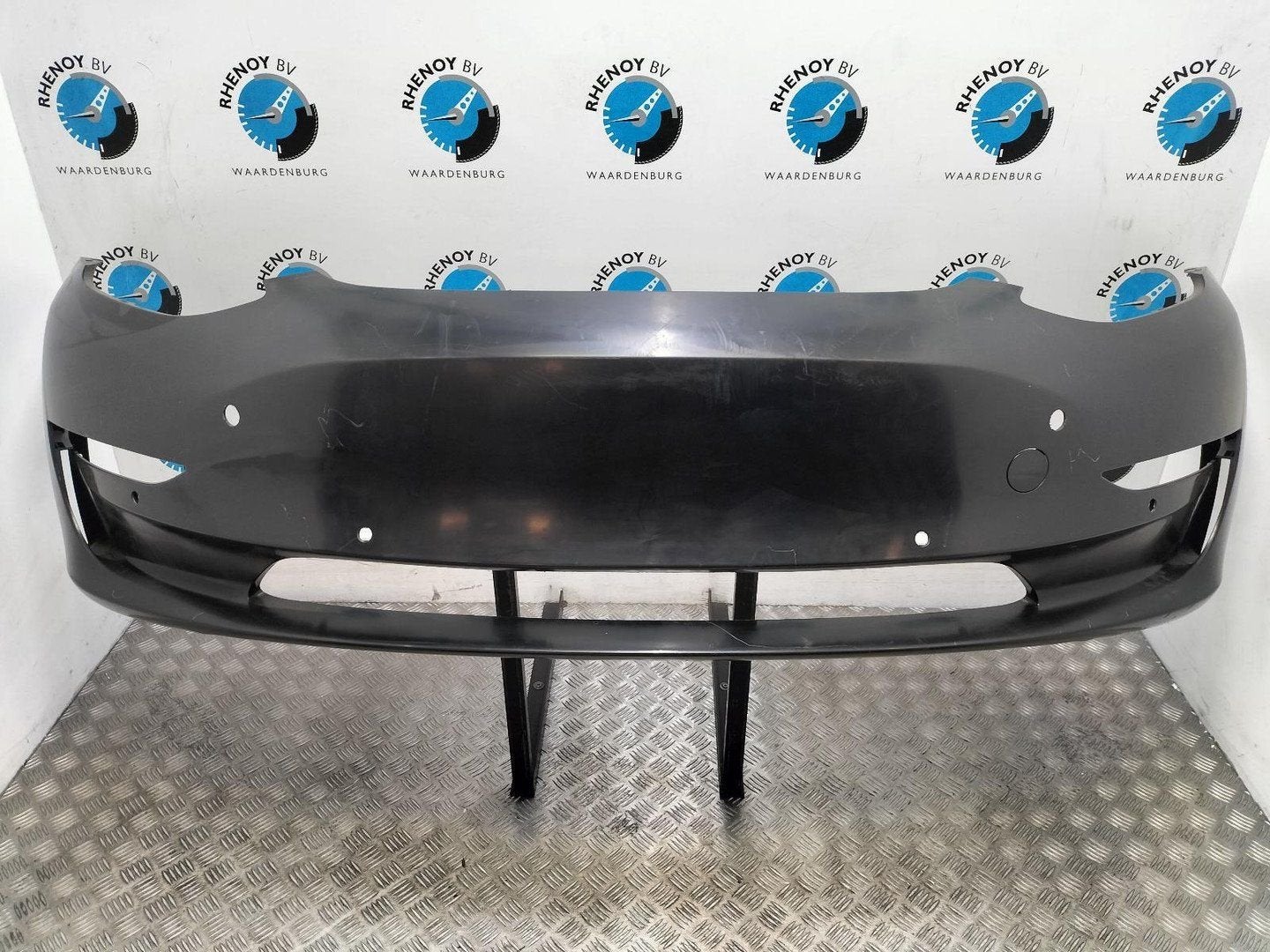 TESLA MODEL 3 VOORBUMPER 2023, Gebruikt, Voor, Ophalen of Verzenden, Bumper
