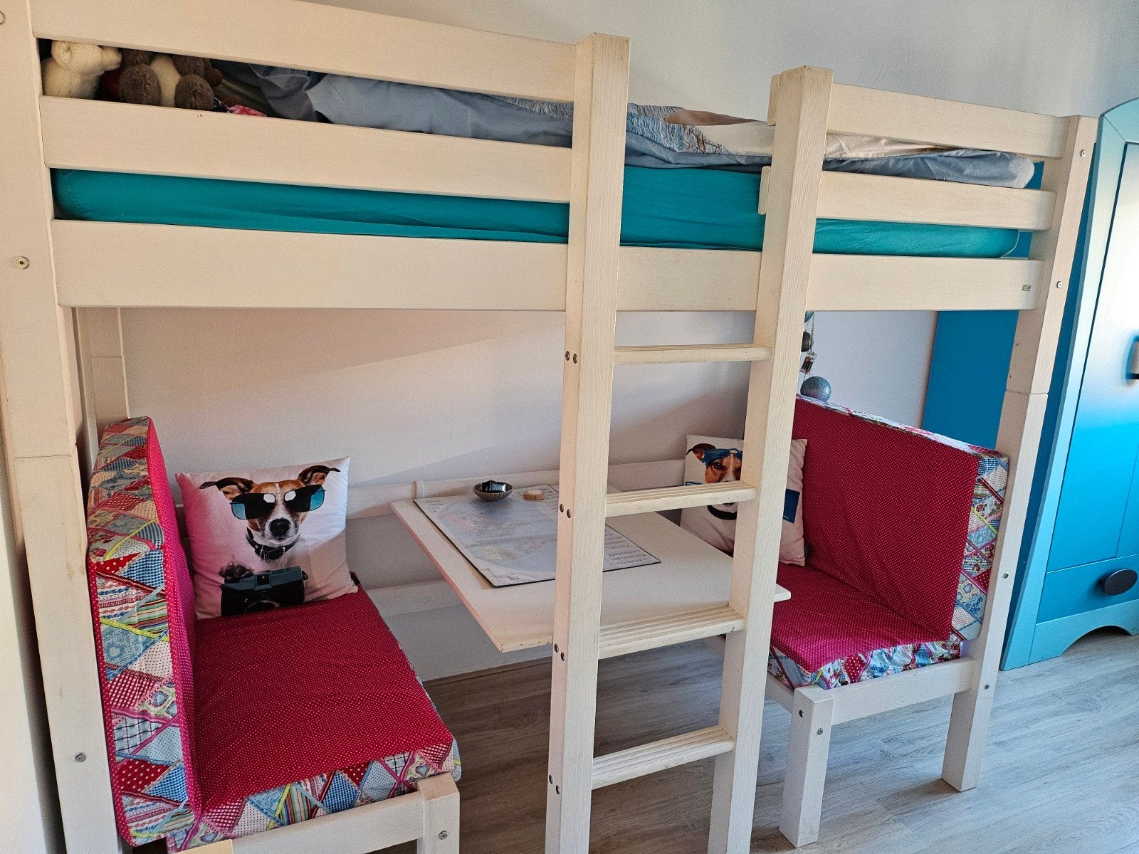Hoogslaper/ stapelbed met bureau, kussens, 1matras en zitjes, Ophalen, Gebruikt, 90 cm, Tweepersoons