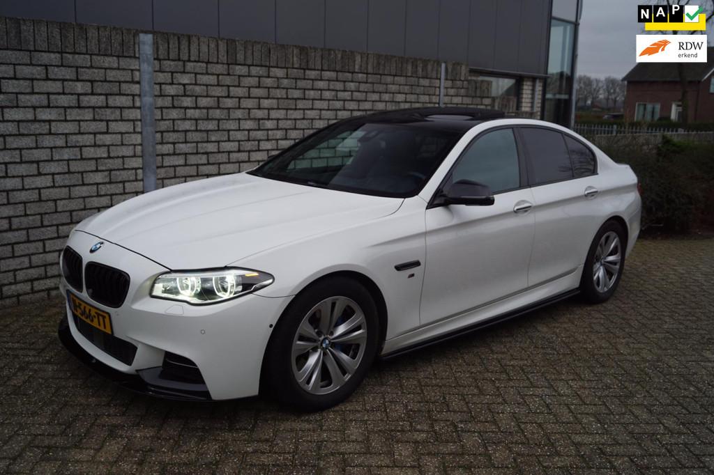 BMW 5-serie M550D X Drive Autom Schuifkdak Leder Navi Camera, Auto's, BMW, Automaat, Gebruikt, 2993 cc, 2000 kg