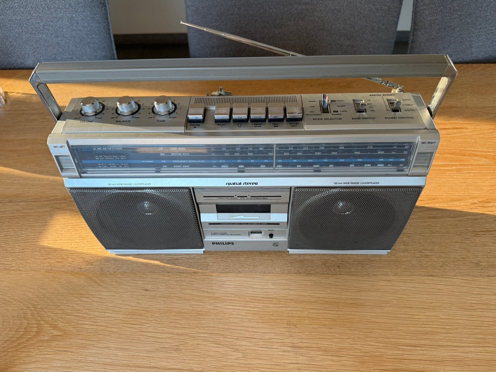 PHILIPS SPATIAL STEREO RADIO -CASSETTERECORDER D8414 I.PR ST, Ophalen of Verzenden, Gebruikt, Overige typen