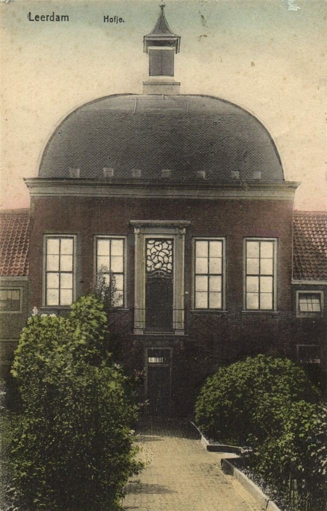 Leerdam - Hofje. - 1923 gelopen, Verzenden, 1920 tot 1940, Gelopen, Utrecht