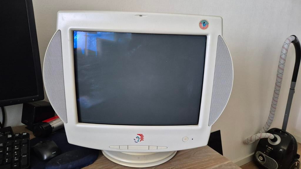 Packard Bell vintage monitor, Ophalen