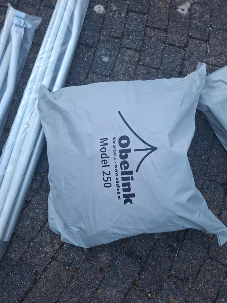 Zijwanden voor dakluifel 250 cm diep kleur grijs, Ophalen, Zo goed als nieuw