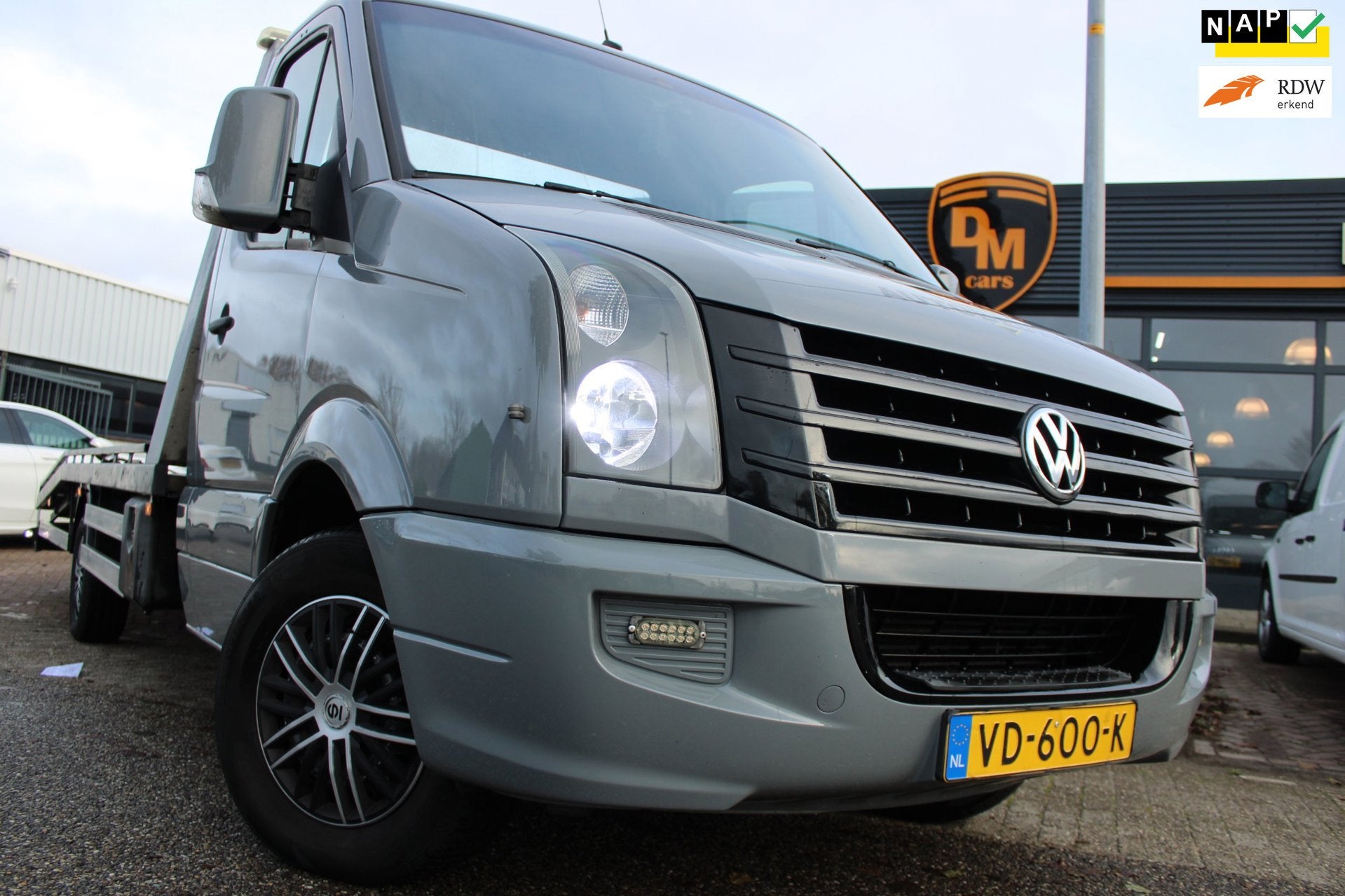 Volkswagen Crafter Oprijwagen Autoambulance Autotransporter, Euro 5, Achterwielaandrijving, Gebruikt, 4 cilinders