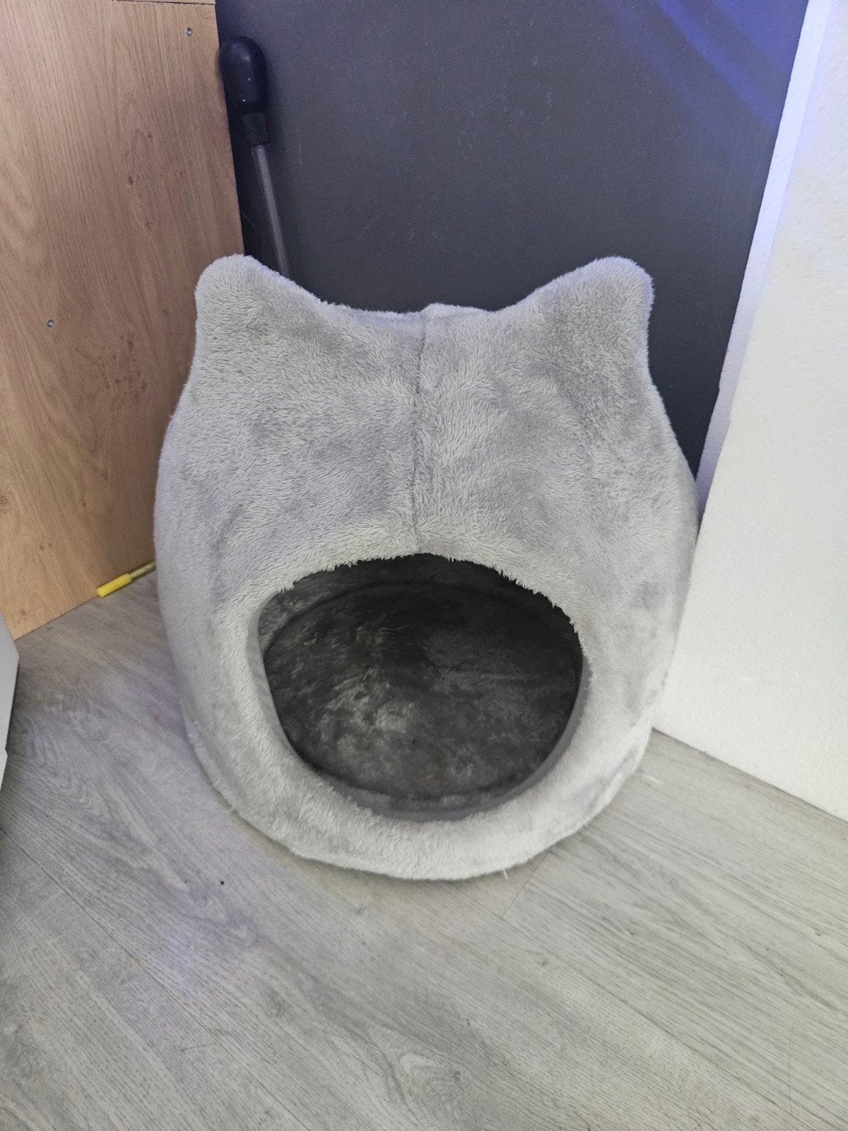 Kattenmand, Ophalen