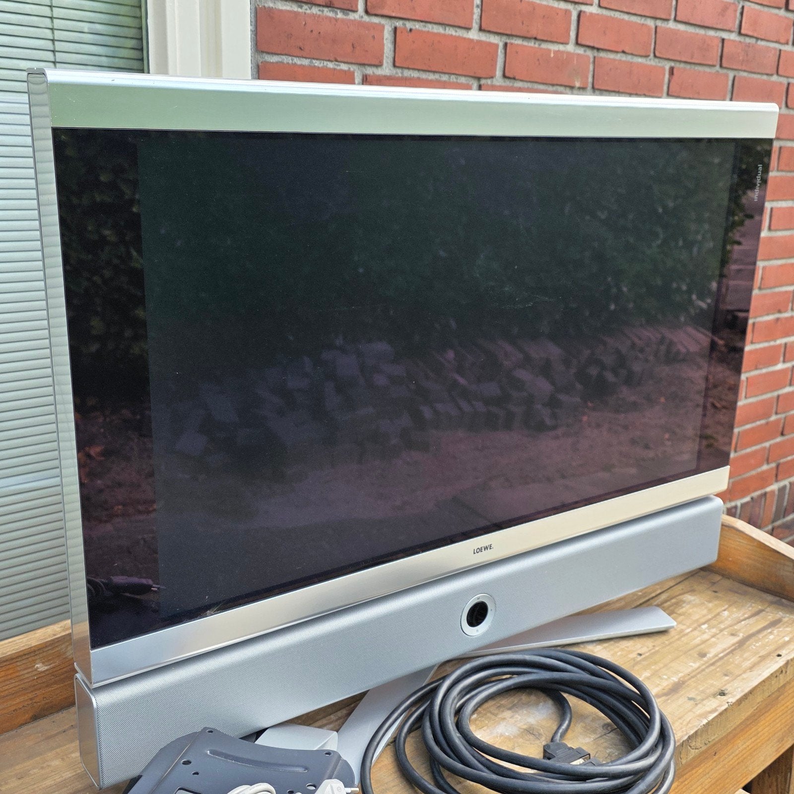 Loewe Individual TV met subwoofer incl. afstandsbediening, Audio, Tv en Foto, Televisies, Gebruikt, LCD, 80 tot 100 cm, Full HD (1080p)