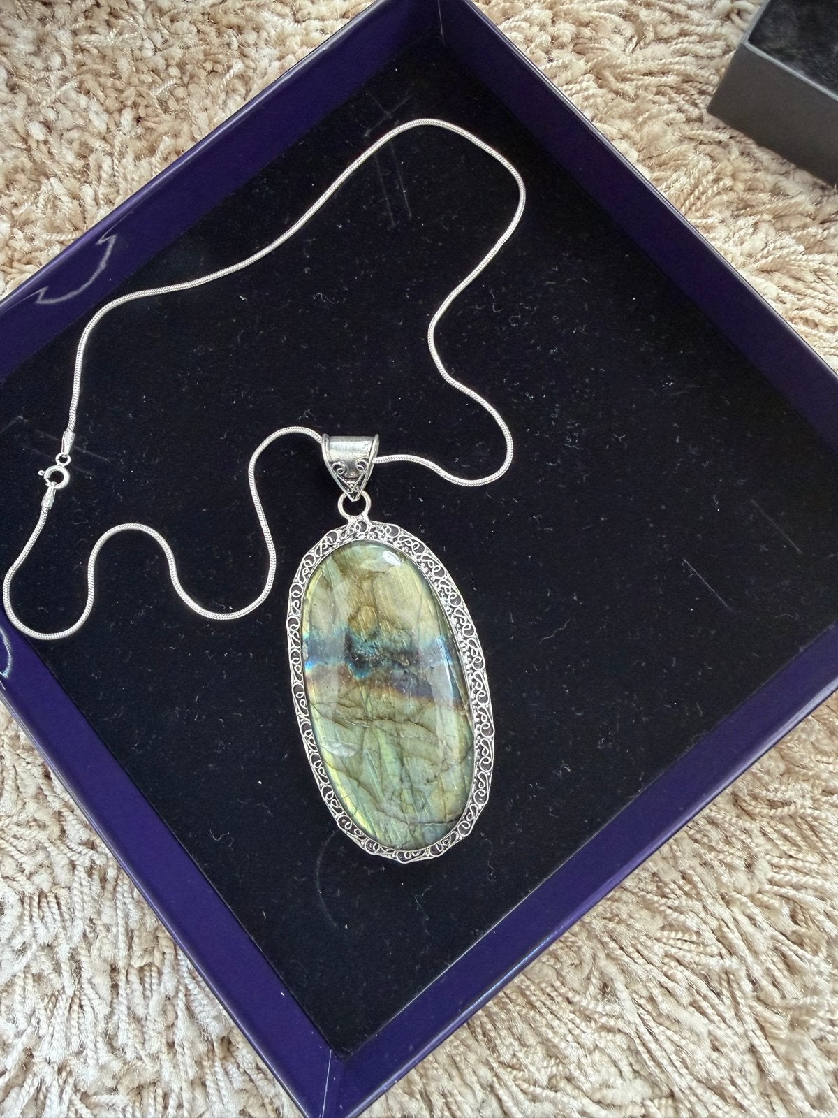 Zilveren ketting met Labradoriet hanger, Sieraden, Tassen en Uiterlijk, Kettingen, Ophalen of Verzenden, Zo goed als nieuw, Zilver
