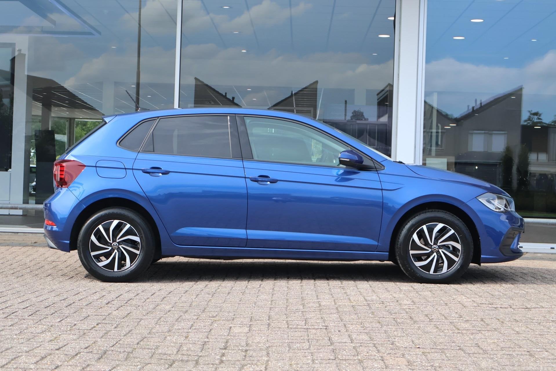Volkswagen Polo 1.0 TSI 95pk Life | Navigatie | Camera | Car, Auto's, Voorwielaandrijving, 12 maanden, Stof, Gebruikt