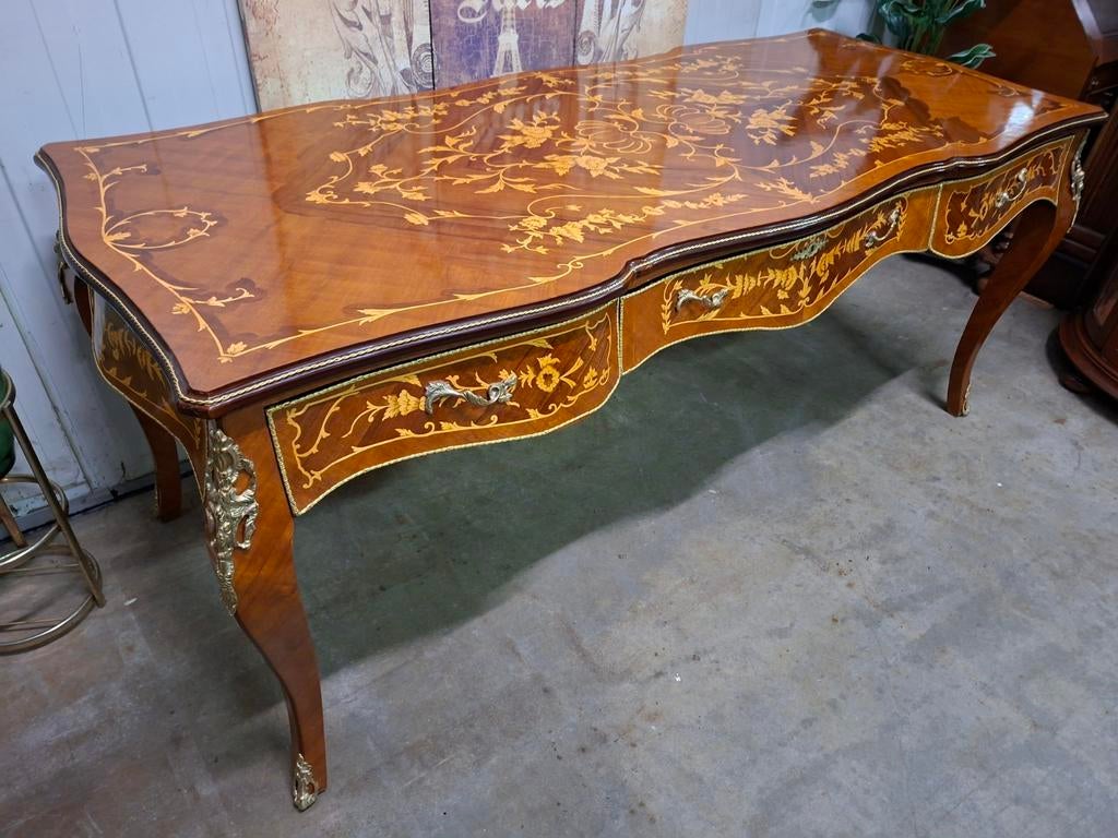 Antieke barok stijl schrijftafel, bureau, desk met inlegwerk, Ophalen of Verzenden