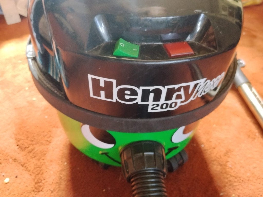 Numatic Henry HVR200 Stofzuiger - Groen, Stofzak, Ophalen of Verzenden, Zo goed als nieuw, Sledestofzuiger