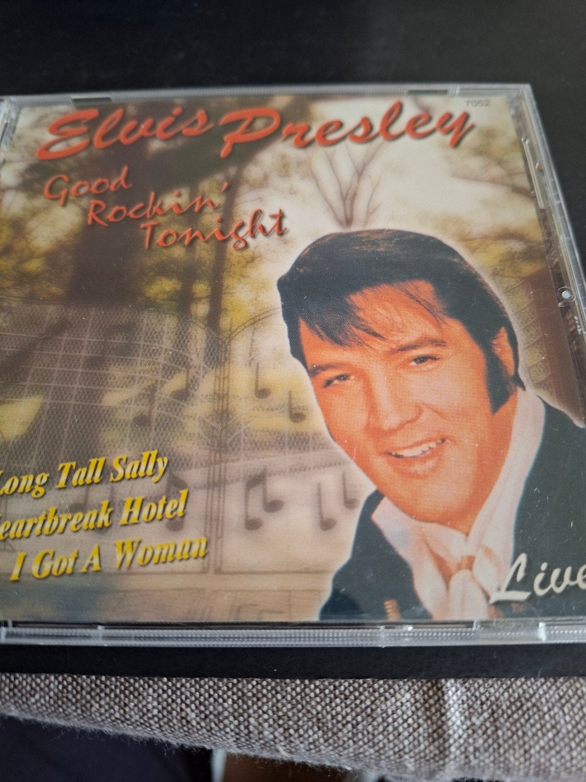 Elvis Presley, Ophalen, Zo goed als nieuw