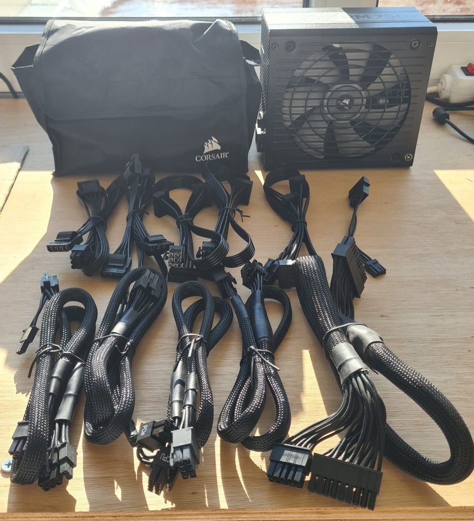 Corsair 750W Modular PSU, Computers en Software, Interne voedingen, Ophalen of Verzenden, Gebruikt
