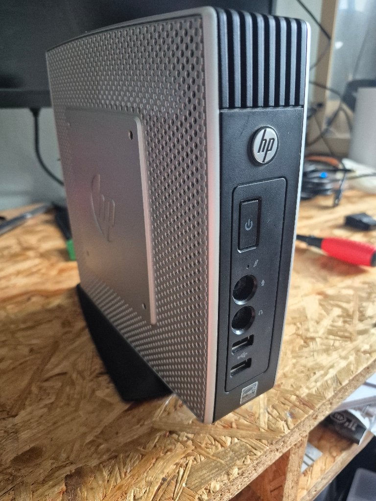 HP T5570 THIN CLIENT, Computers en Software, Desktop Pc's, Gebruikt, Minder dan 2 Ghz, Minder dan 4 GB, Ophalen of Verzenden