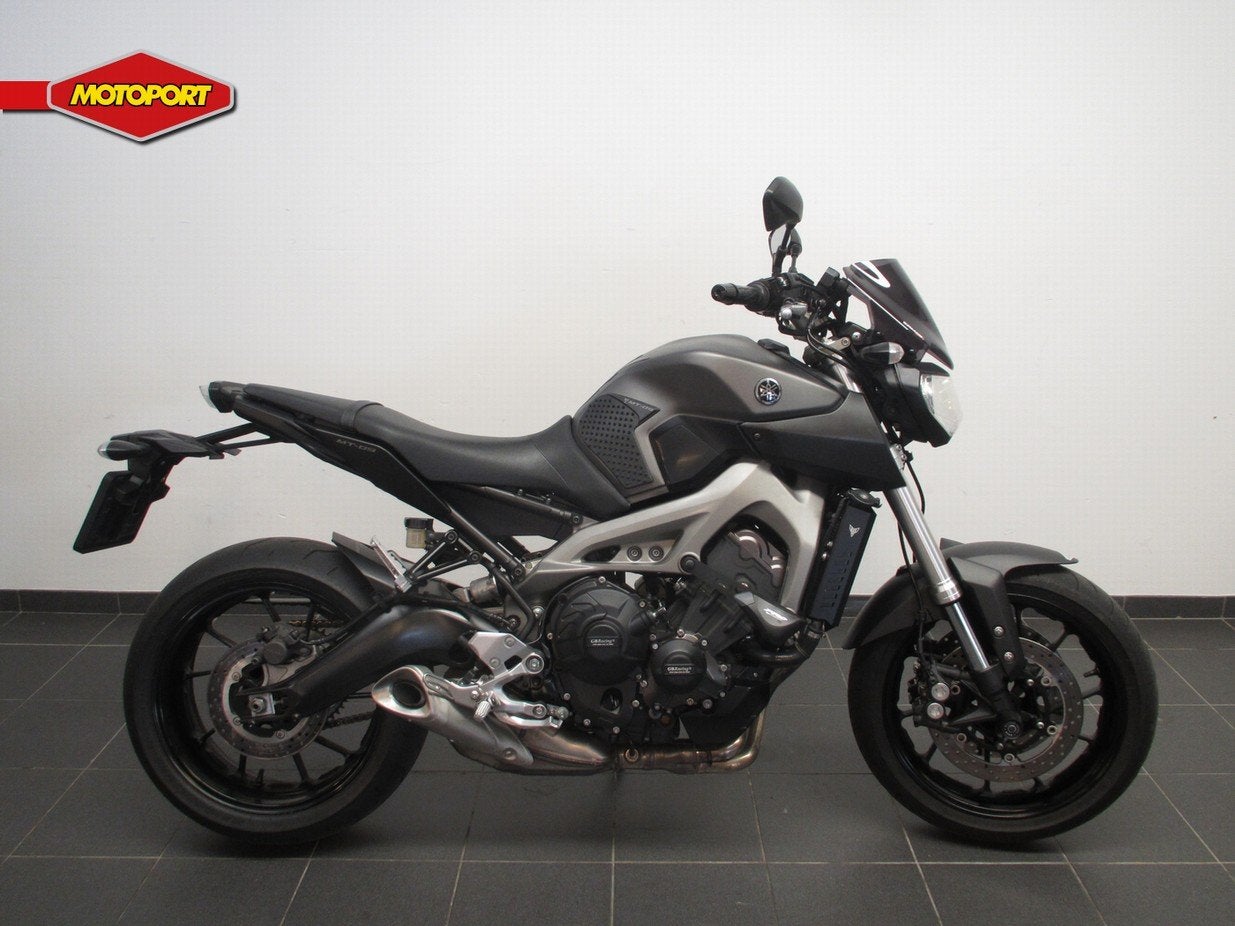 Yamaha MT-09 (bj 2015), Klantenservice@yamaha-motor.nl, Meer dan 35 kW, Koolhovenlaan 101
1119 NC  Schiphol-Rijk, NL, 847 cc