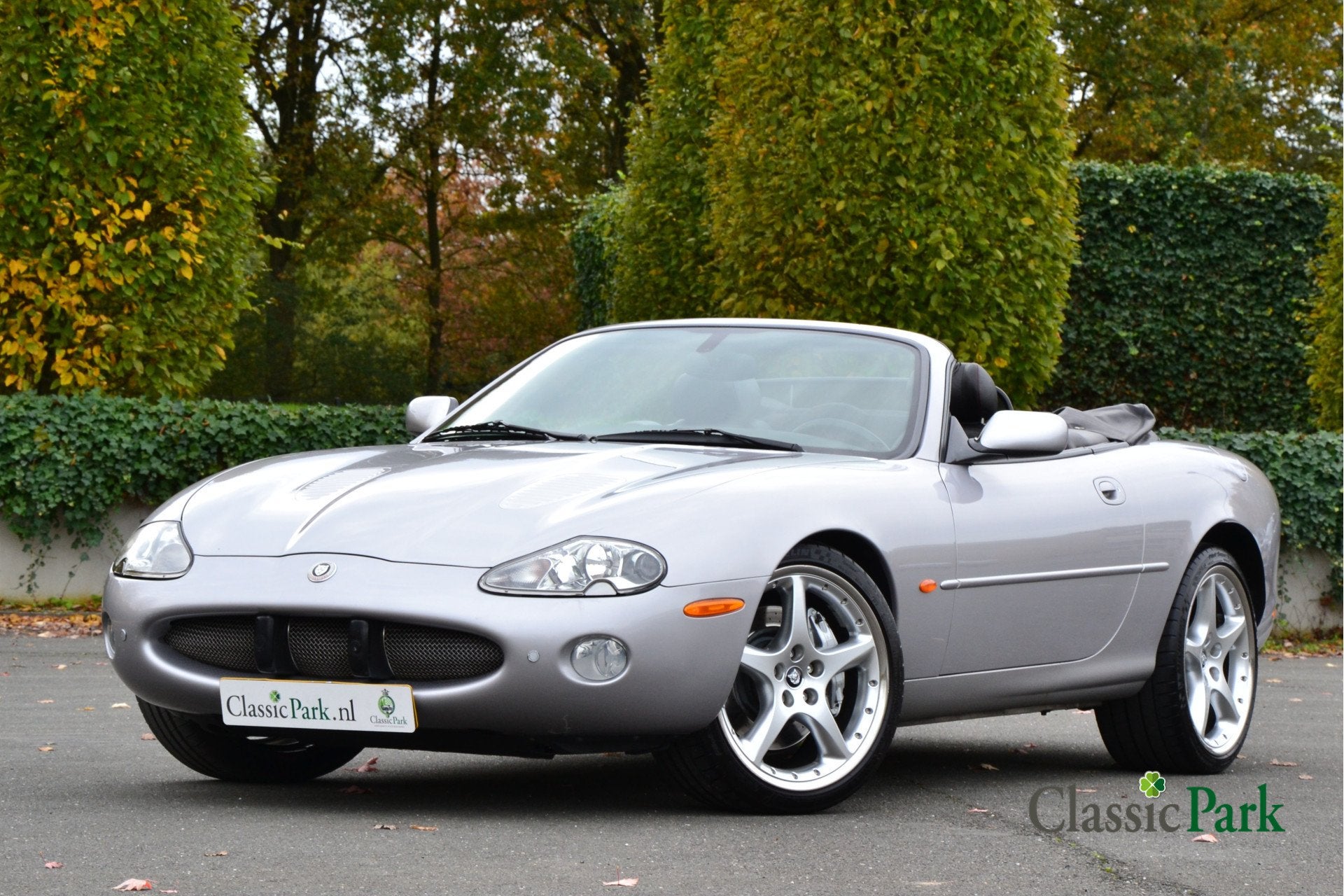 Jaguar XKR 4.0 V8 Silverstone convertible (bj 2000), Automaat, Zwart, Cabriolet, Leder
