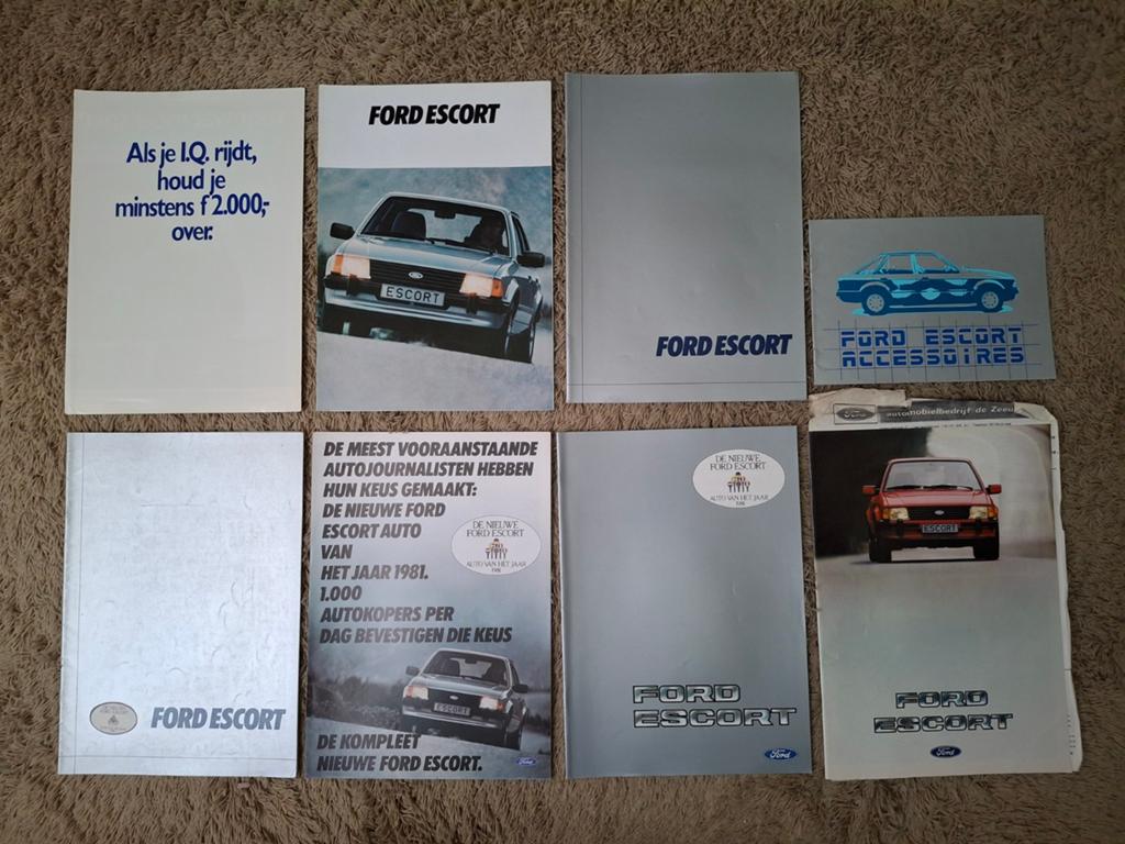 Uitgebreid lot autofolders Ford Escort mk3, Verzenden, Gelezen, Ford