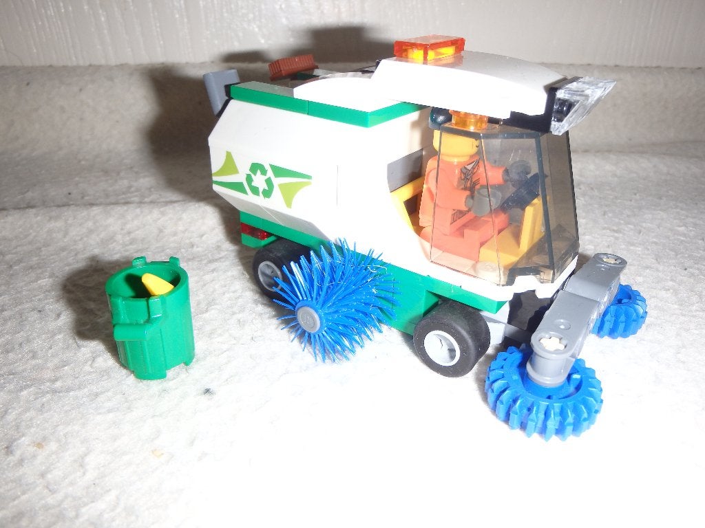 Lego city 60249 straatveegmachine, compleet met boekje., City, Lego, Ophalen of Verzenden, Zo goed als nieuw