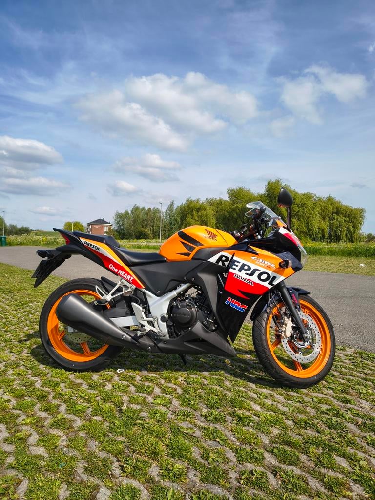 Honda CBR250R, 250 cc, Minimaal motorrijbewijs A2, ABS, Handgeschakeld