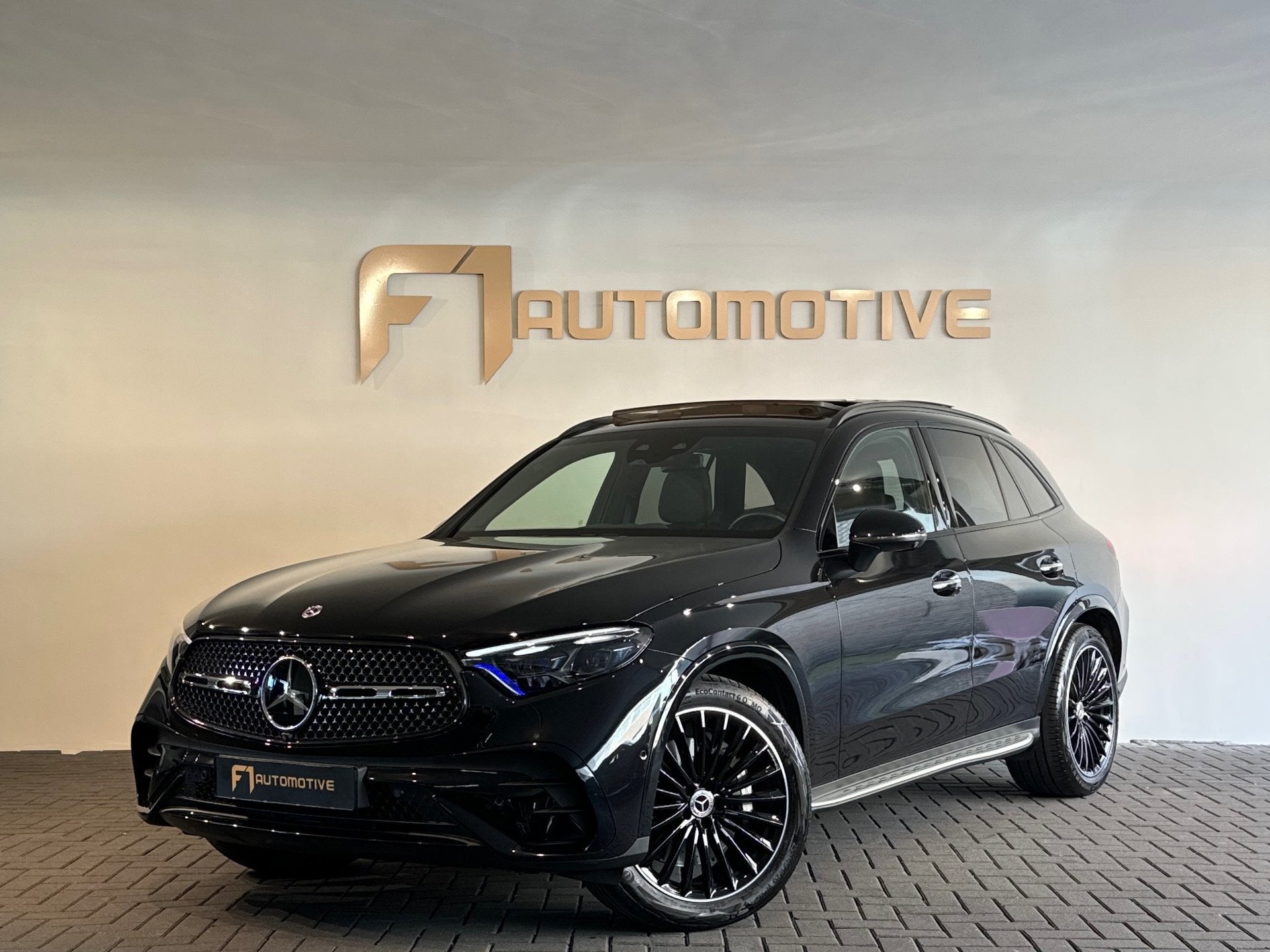 Mercedes-Benz GLC-klasse 300 4MATIC AMG Pano |Memory|Burmest, Automaat, Dealer onderhouden, Gebruikt, 4 cilinders