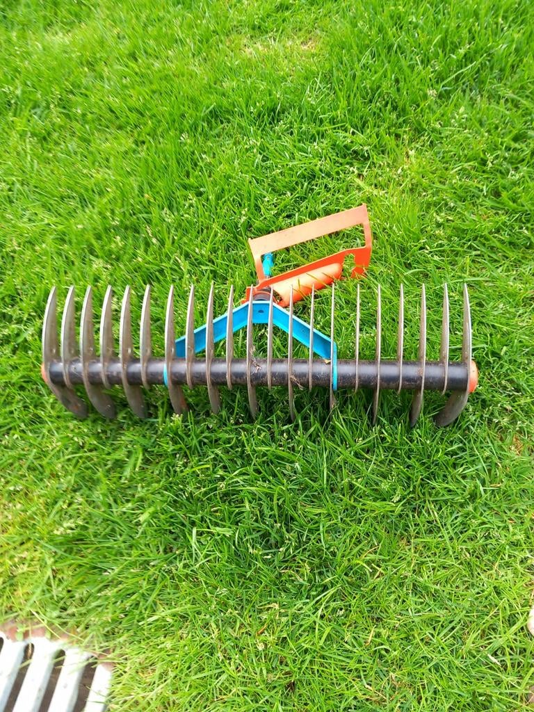 Vertikuteermachine, Ophalen of Verzenden, Zo goed als nieuw, Elektrisch