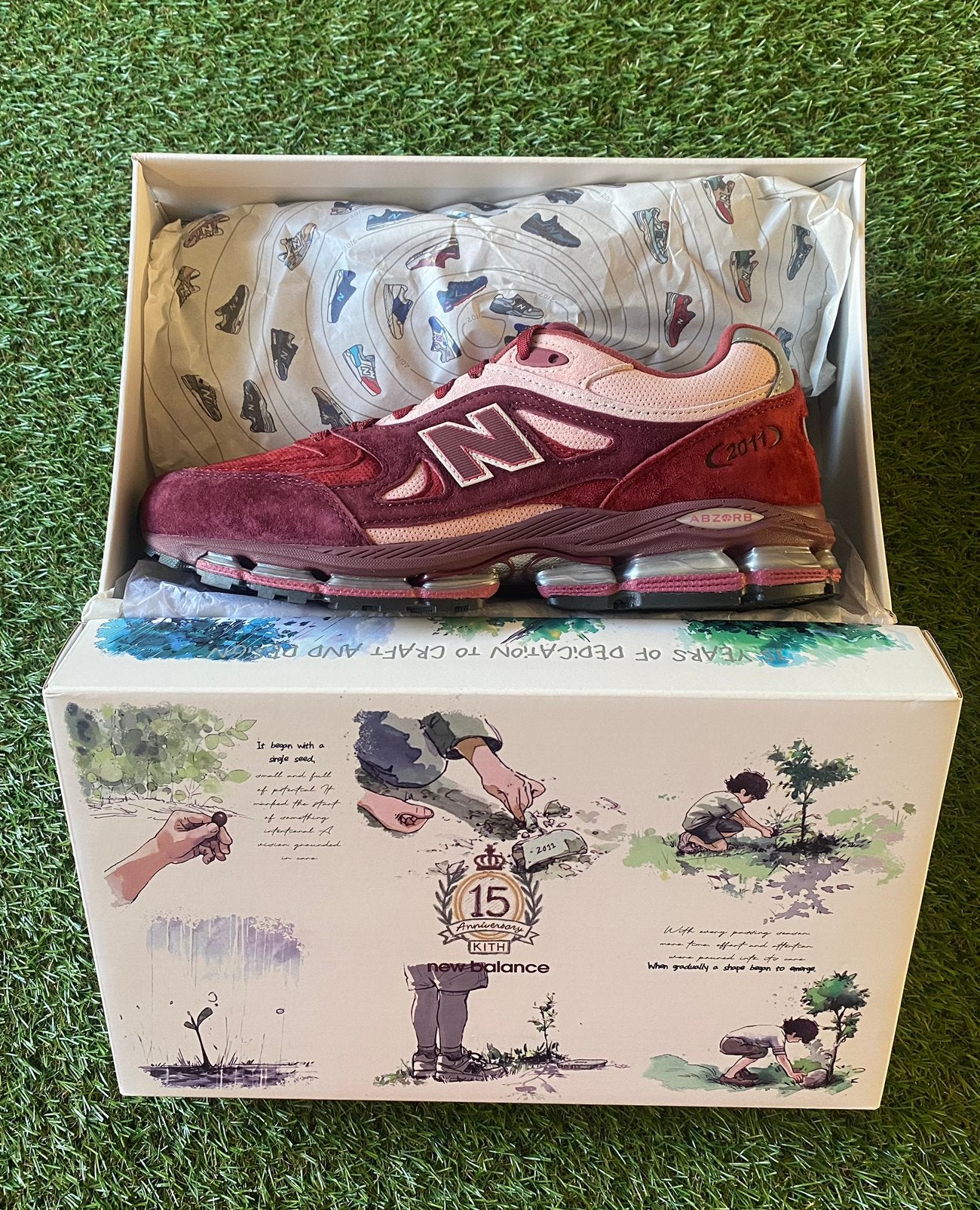 Kith x New Balance 2011 ‘Sakura Flower’ - 43, Overige kleuren, Nieuw, Ophalen of Verzenden, Sneakers of Gympen