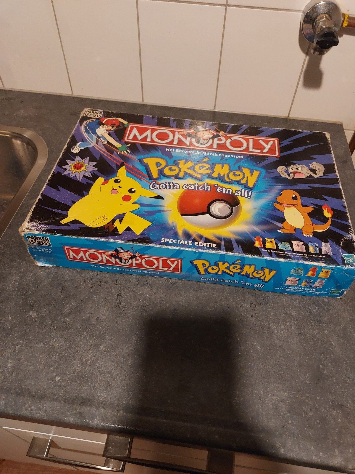 Monopoly Pokémon Editie 2000 (pionnen ontbreken), Drie of vier spelers, Ophalen of Verzenden, Gebruikt, Parker Brothers