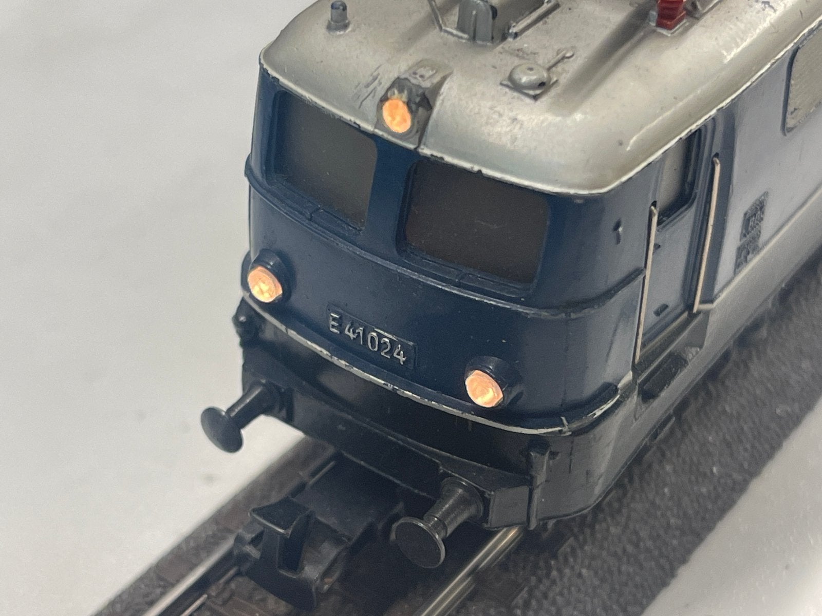 ** 60er JAREN * Märklin 3037 * HAND-SCHAKEL * BLAUWE DOOS **, Wisselstroom, Locomotief, Ophalen of Verzenden, Analoog