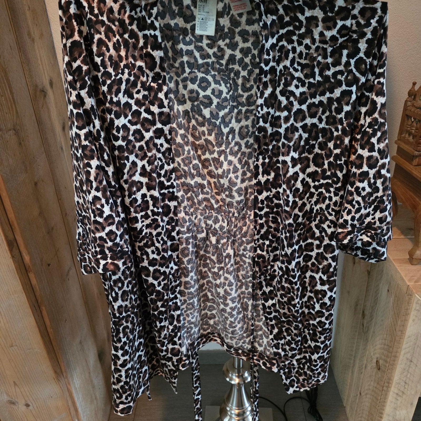 Kimono met luipaardprint in maat L, Kleding | Dames, Blouses en Tunieken, H&M, Ophalen of Verzenden, Gedragen, Maat 42/44 (L)