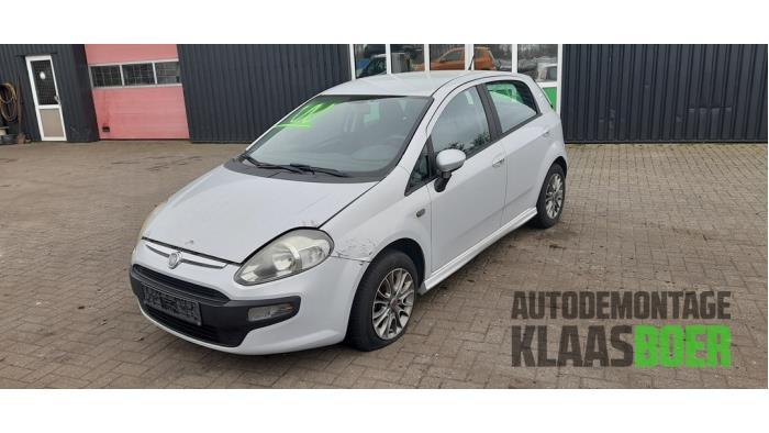 Voorbumper van een Fiat Punto (760/A), Gebruikt, -, -, Ophalen of Verzenden