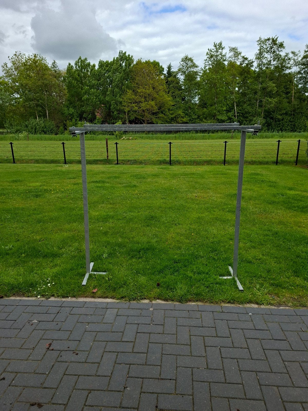 verzonken dubbel kleding rek 1.57m lang 1.55m hoog, Ophalen