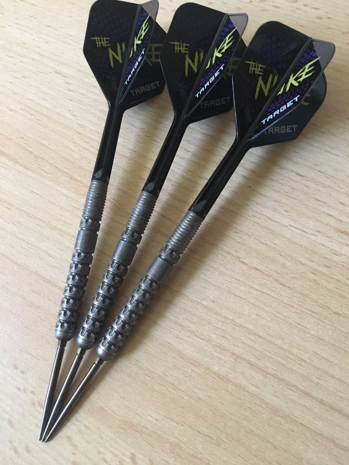 Target Luke Littler Gen 1 pixel darts 23 gram, Sport en Fitness, Darts, Ophalen of Verzenden, Gebruikt, Pijlen