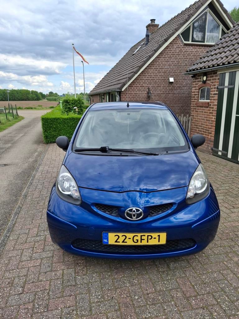 Toyota Aygo 1.0 12V Vvt-i 3DRS MMT 2008 Blauw, Auto's, Toyota, Voorwielaandrijving, 68 pk, Origineel Nederlands, Handgeschakeld