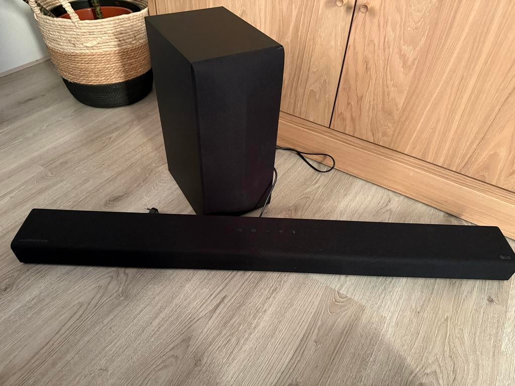 LG DS65Q soundbar met ‘draadloze’ subwoofer (Nieuwstaat)!, Ophalen of Verzenden, Bluetooth, Zo goed als nieuw