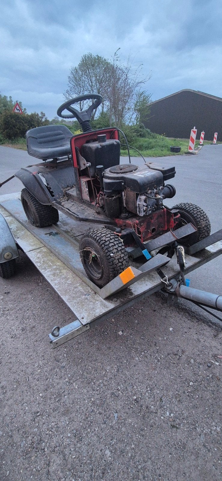 8 pk zitmaaier - start met remreiniger, rijdt niet, Tuin en Terras, Zitmaaiers, Ophalen, Gebruikt, Elektrische starter, Briggs & Stratton