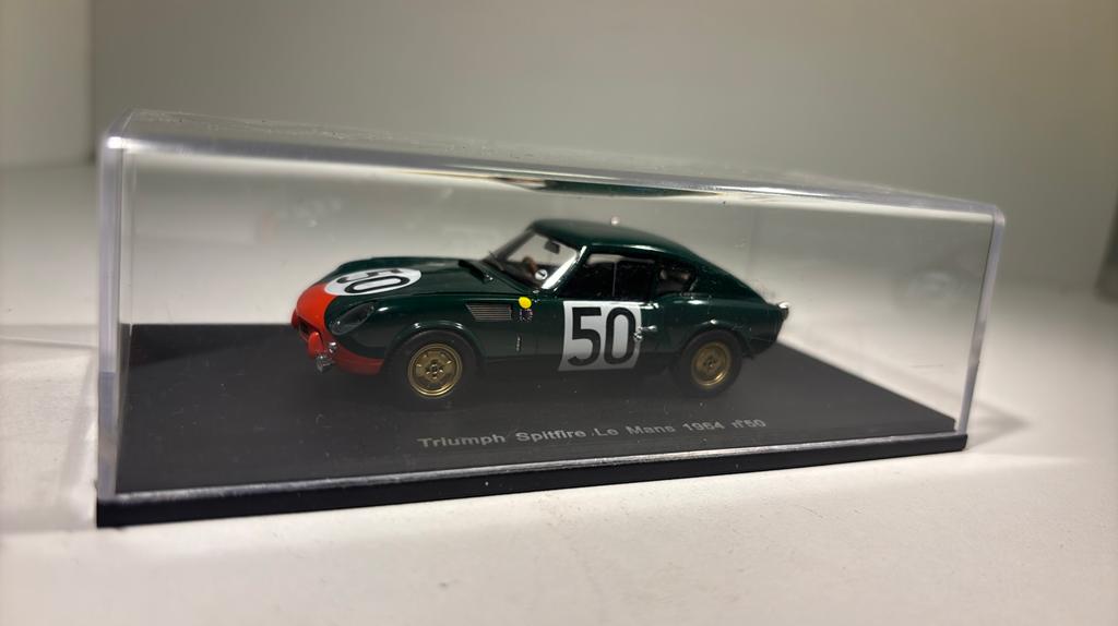 Triumph spitfire le mans 1964 #50 spark 1.43, Hobby en Vrije tijd, Modelauto's | 1:43, Overige merken, Auto, Ophalen of Verzenden