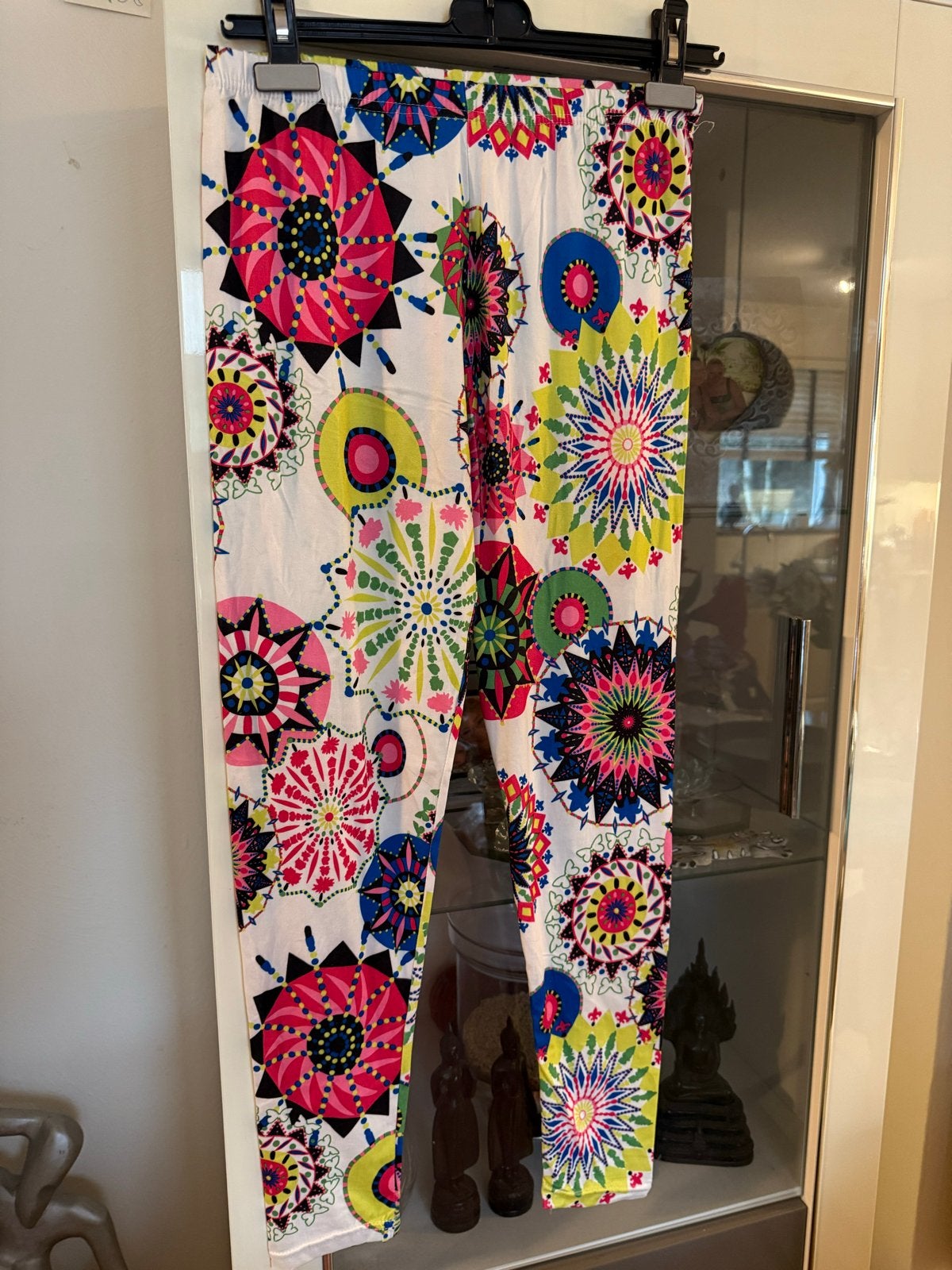 Kleurrijke Legging met Mandala Patroon maat M, Legging, Wit, Maat 40/42 (M), Ophalen of Verzenden