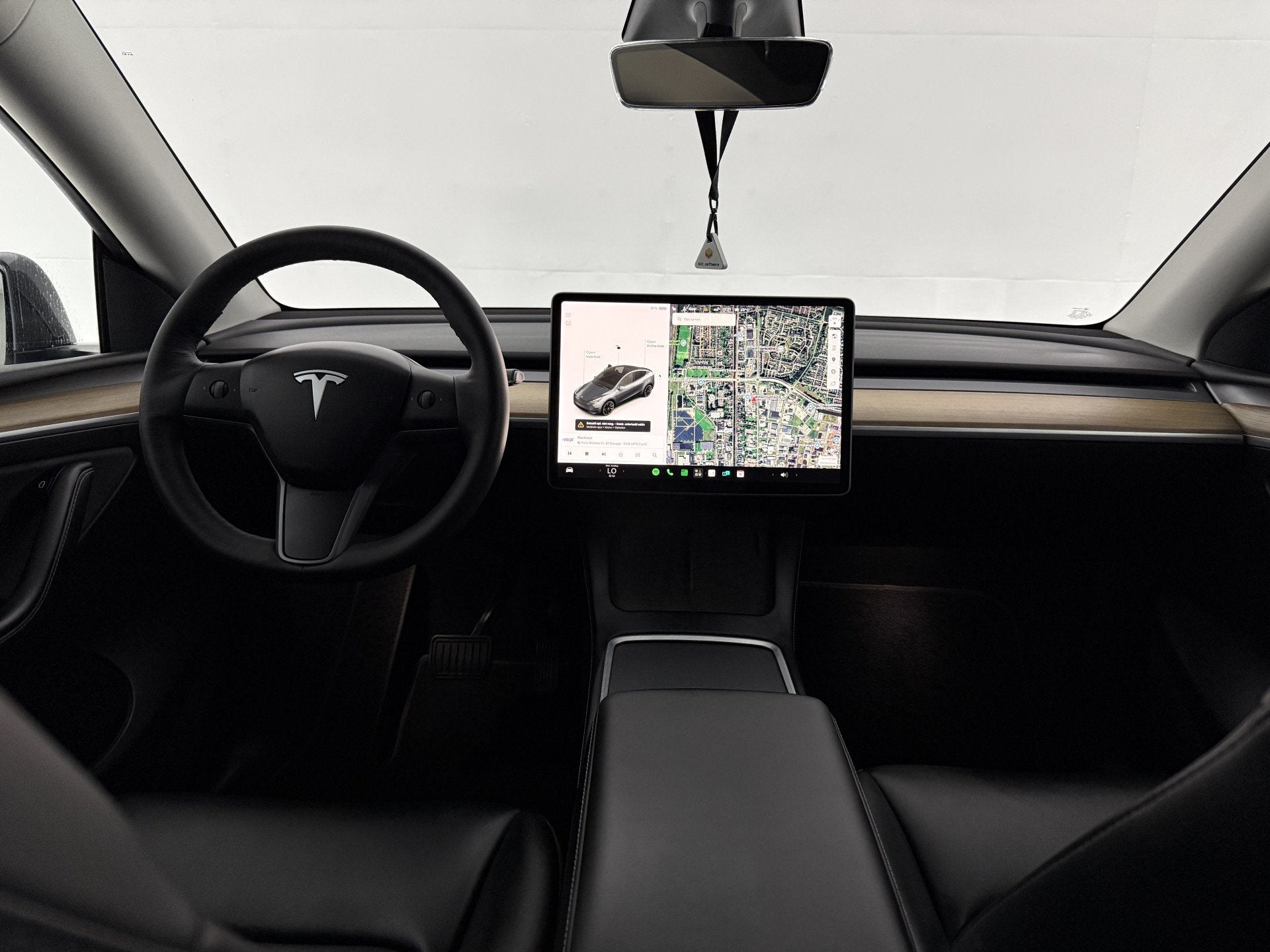Tesla Model Y Long Range AWD 75 kWh | Snelladen | SOH 88% |, Auto's, Automaat, Gebruikt, 351 pk, Vierwielaandrijving