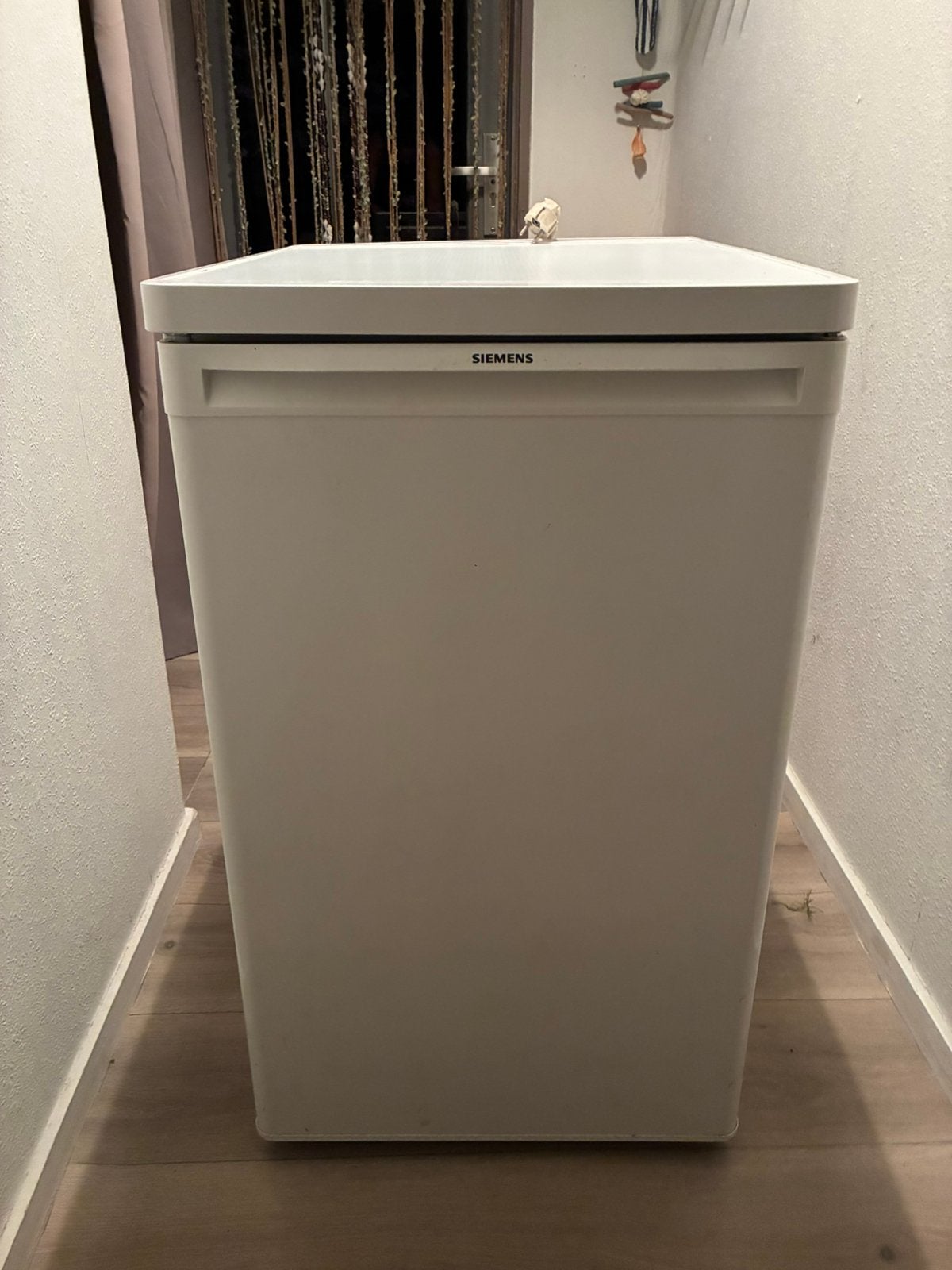 Tafelkoelkast Siemens HIJ IS STUK!!!!, Witgoed en Apparatuur, Koelkasten en IJskasten, Ophalen, 200 liter of meer, 160 cm of meer