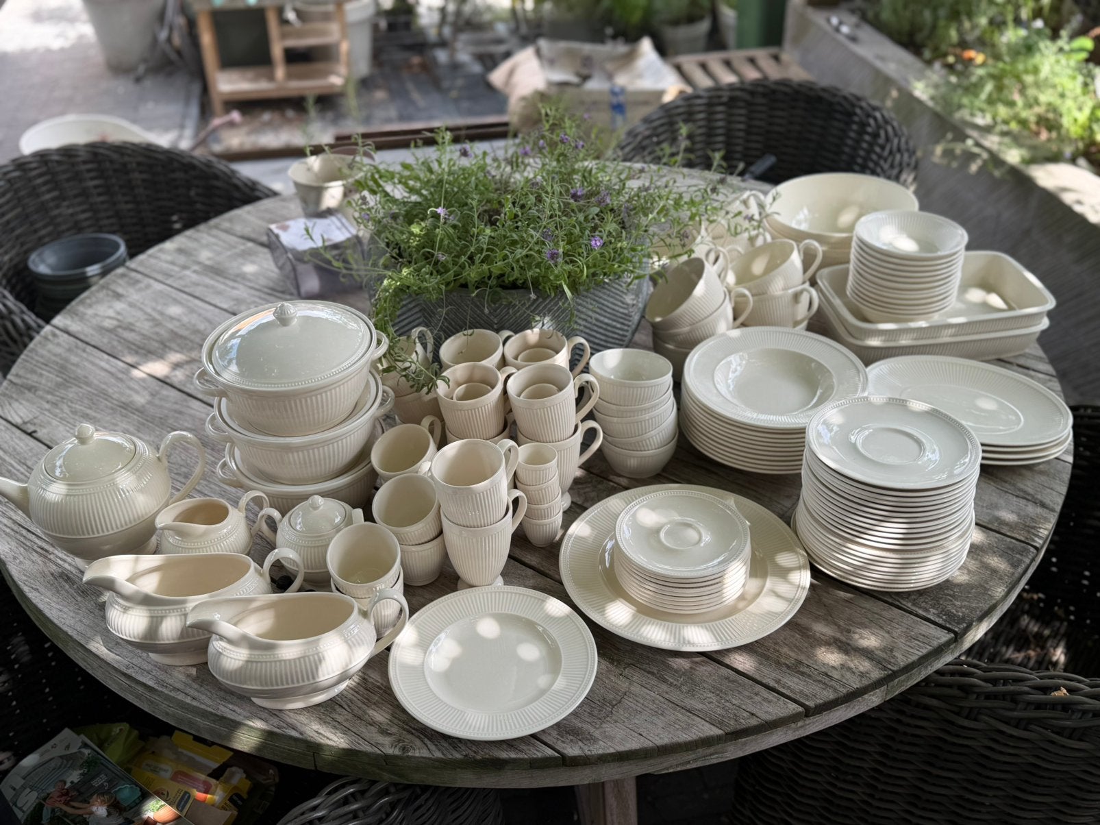 Wedgwood Windsor servies – compleet 10/12 persoons, Ophalen, Zo goed als nieuw, Porselein, Overige stijlen