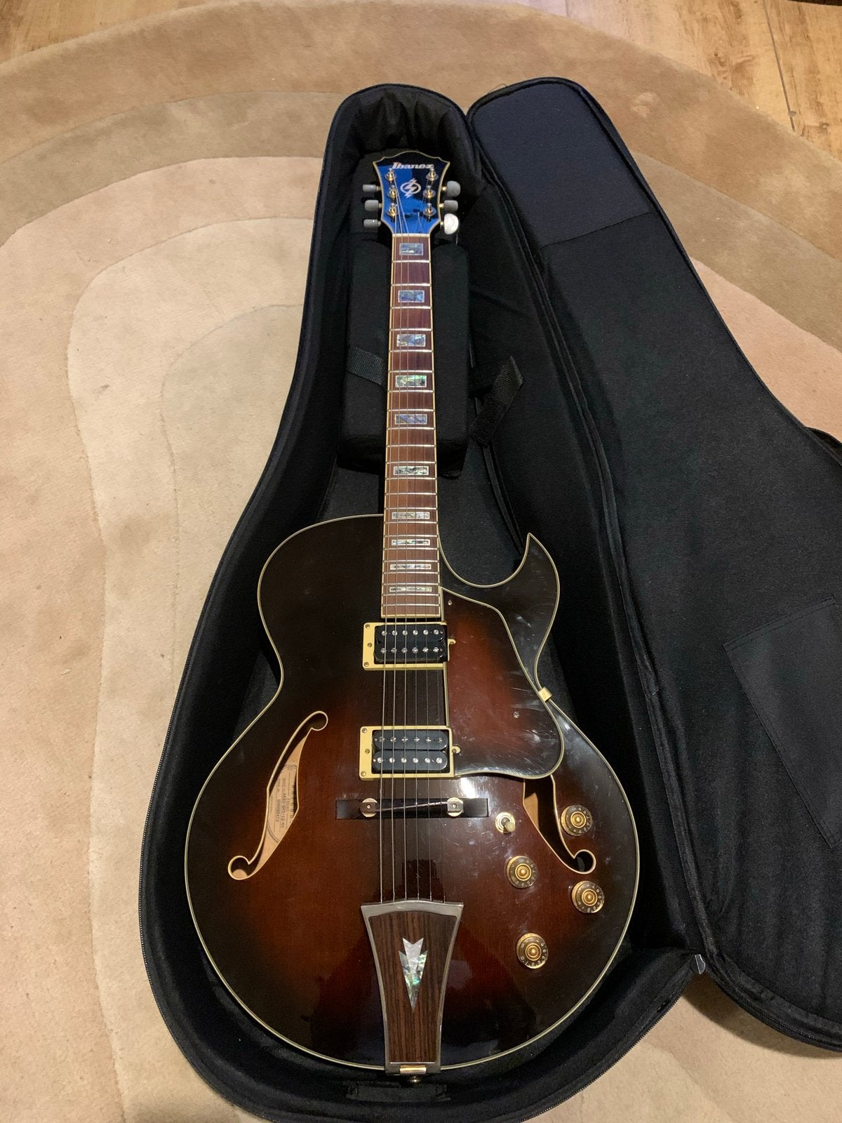 Ibanez Artcore AK95 DVS 12-01 hollowbody uit 2008, Muziek en Instrumenten, Snaarinstrumenten | Gitaren | Elektrisch, Ophalen, Gebruikt