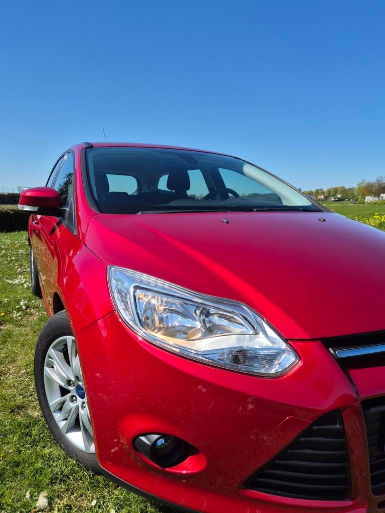 In prijs verlaagd! Ford Focus 1.6 Tdci 70KW Wagon 2014 Rood, 140 €/maand, Particulier, 1560 cc, Geïmporteerd