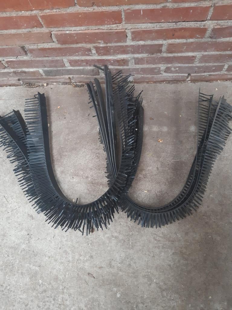 11 meter. Vogelschroot., Doe-het-zelf en Verbouw, Ophalen of Verzenden, Zwart, Overige materialen, 15 m² of meer
