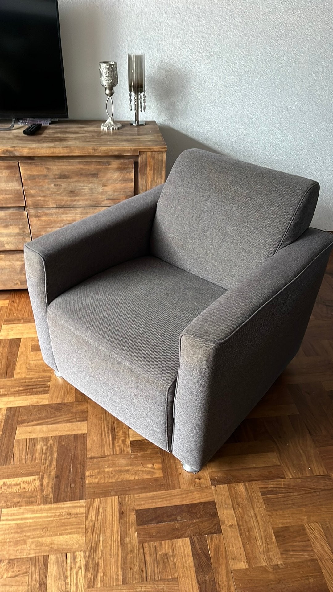 Comfortabele grijze fauteuil / stoel - Gratis, Ophalen, Gebruikt, Stof, 75 tot 100 cm